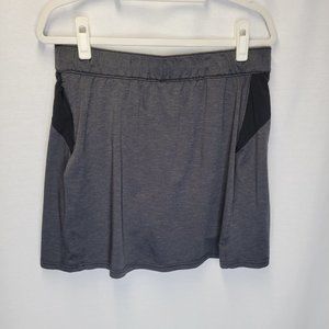 Columbia Women's Large Skort Skirt With Shorts Gray Black